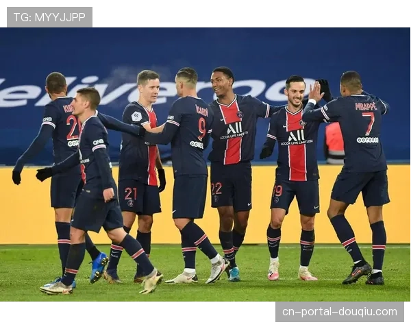 洛里昂主场1-1战平巴黎FC，班巴-迪昂延续火热脚感